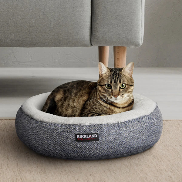 Kirkland Signature 22” Round Hooded Pet Bed