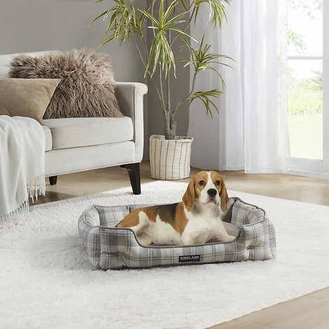 Kirkland Signature Tufted Cuddler Pet Bed, Beige Plaid